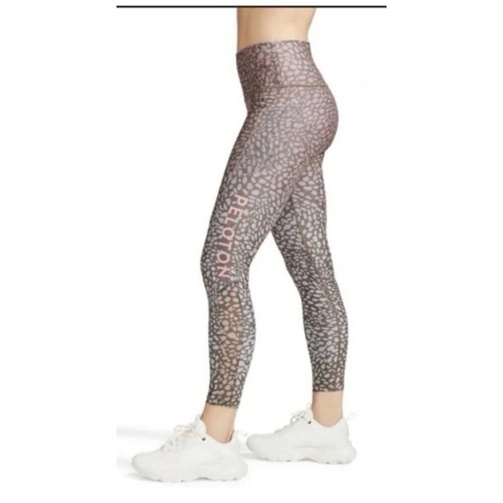 NWT Peloton WITH Leggings Size Large Nala Riverstone Pebble Pink Gym MSRP $82